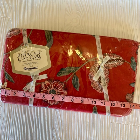 Vintage Wamsutta Supercale 100% cotton 200 thread count full fitted sheet Red - Picture 11 of 12